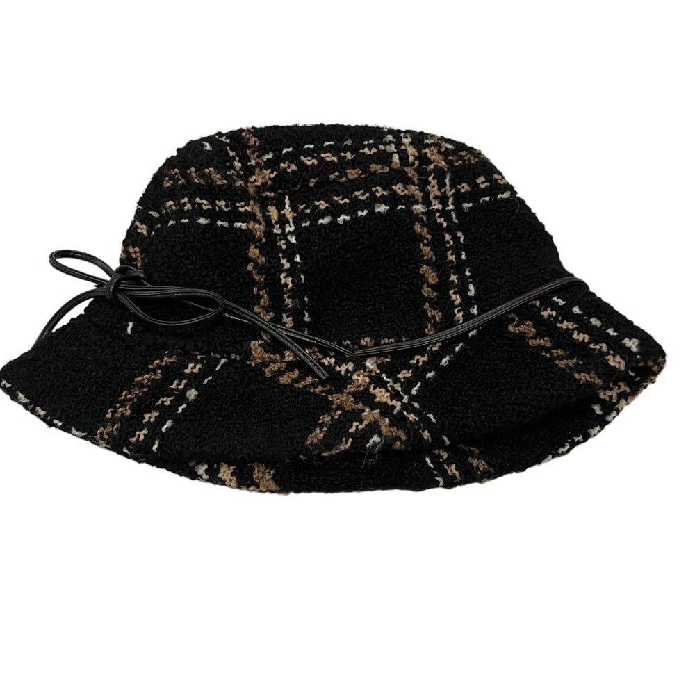 Weave of the Irish Plaid Bucket Hat, Black Tan, M